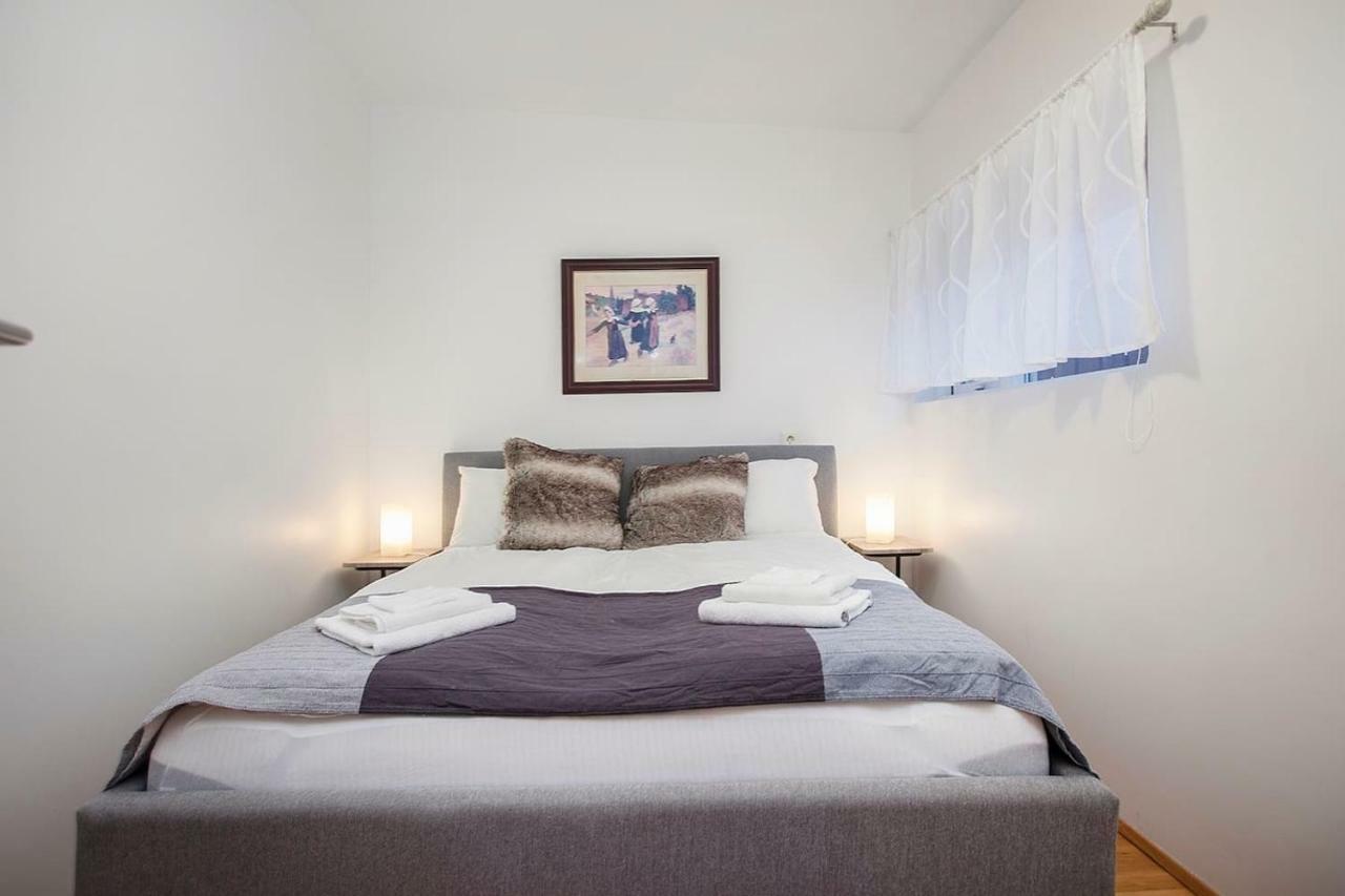 Cozy 3 Bedroom House Near The Blue Lagoon Njarthvik Buitenkant foto